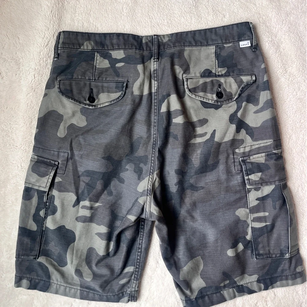 Levi Straus & Co Two Horse Brand Carrier Cargo Shorts Men Size 33